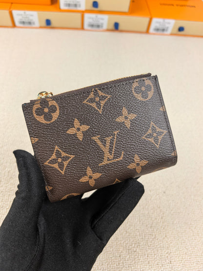 Clea Wallet Monogram