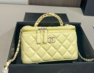 Vanity with Chain *High Quality*