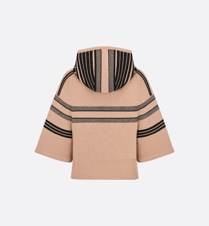 CDAlps Three-Quarter Sleeve Hooded Sweater