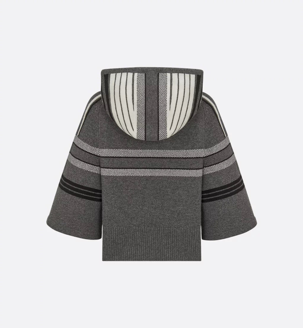 CDAlps Three-Quarter Sleeve Hooded Sweater